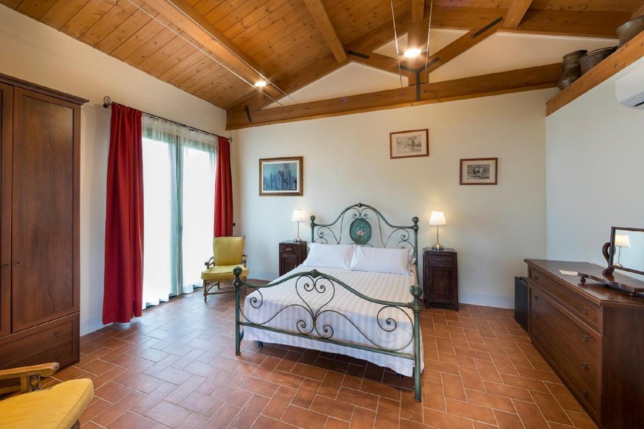 Agriturismo Podere L'Aione Scansano Exterior photo